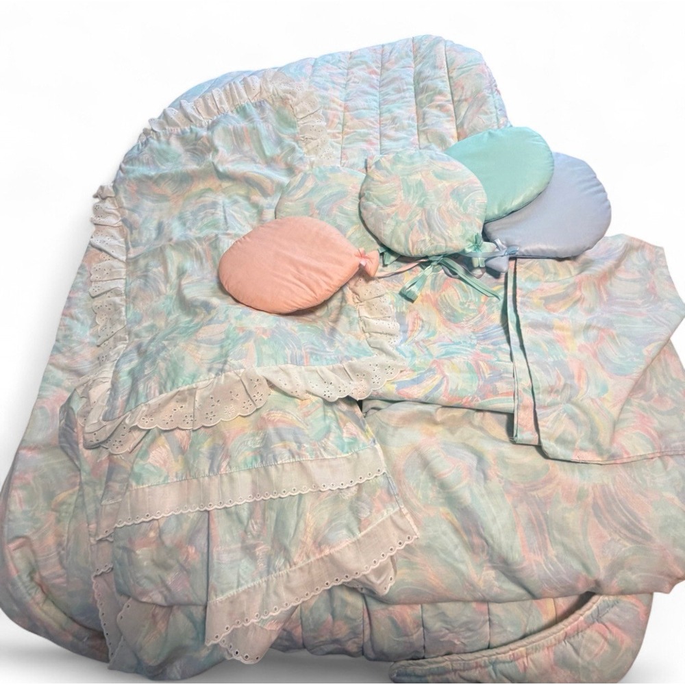 Vintage Kids Line Pastel Twin Bedding Bedding Set Balloons Comforter 7pc